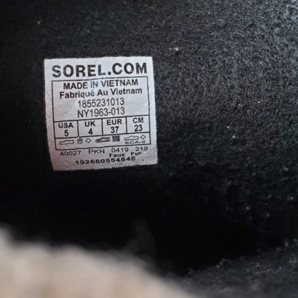 Sorel black waterproof snow boots - Picture 9 of 12